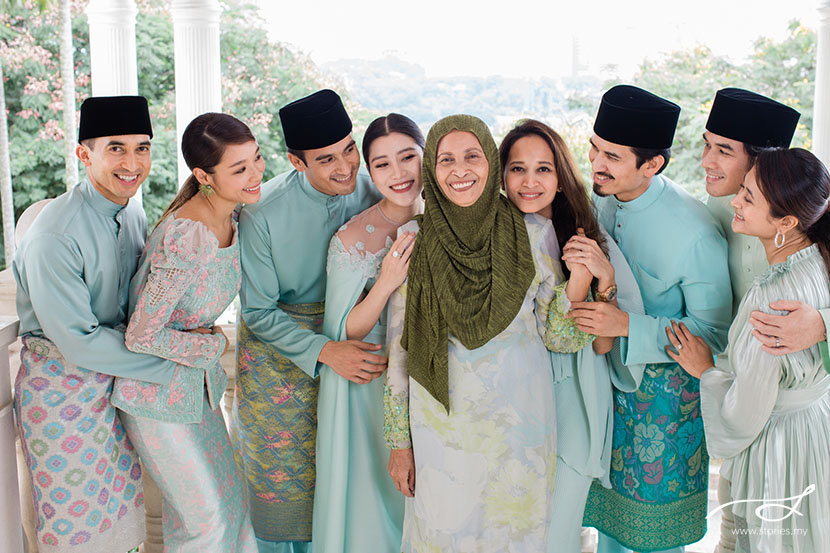 Raya Family Portraits: The Nasimuddin Family - Malaysia ...